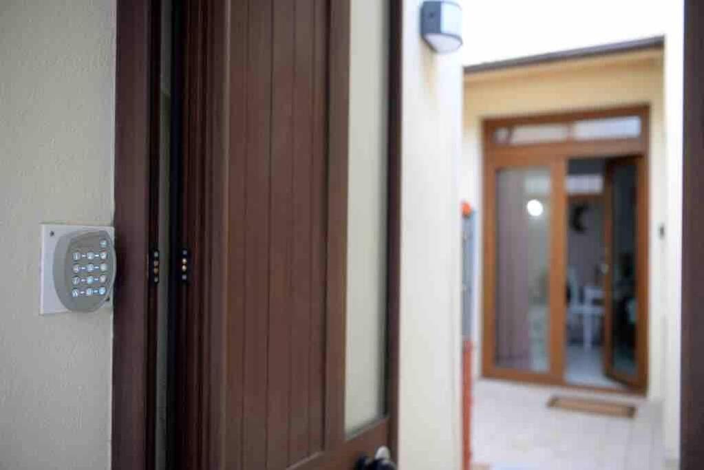 Stylish Loft Trivano Cagliari 2 Beds/2 Bath Dış mekan fotoğraf